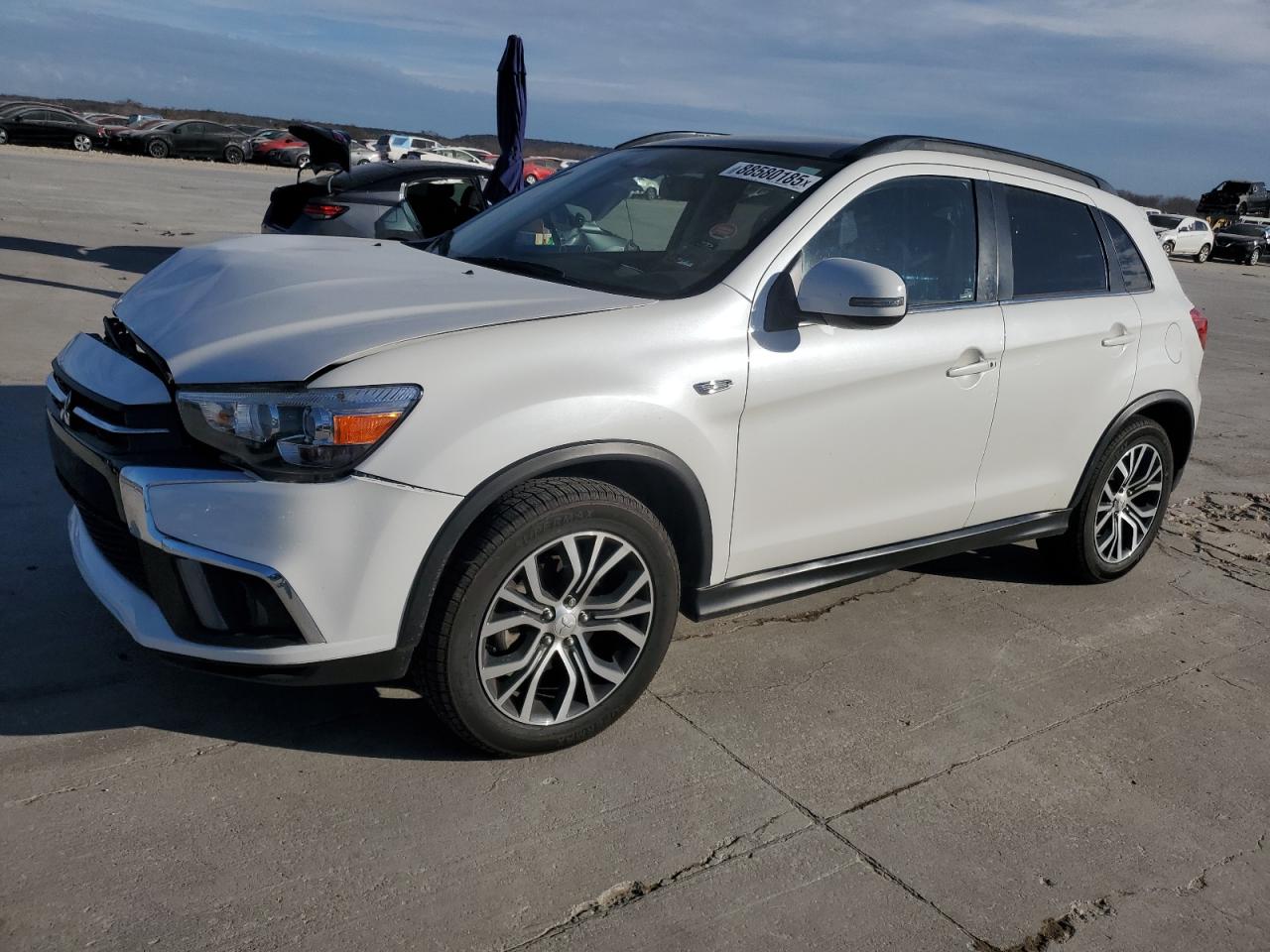 2018 Mitsubishi Outlander - Image 1