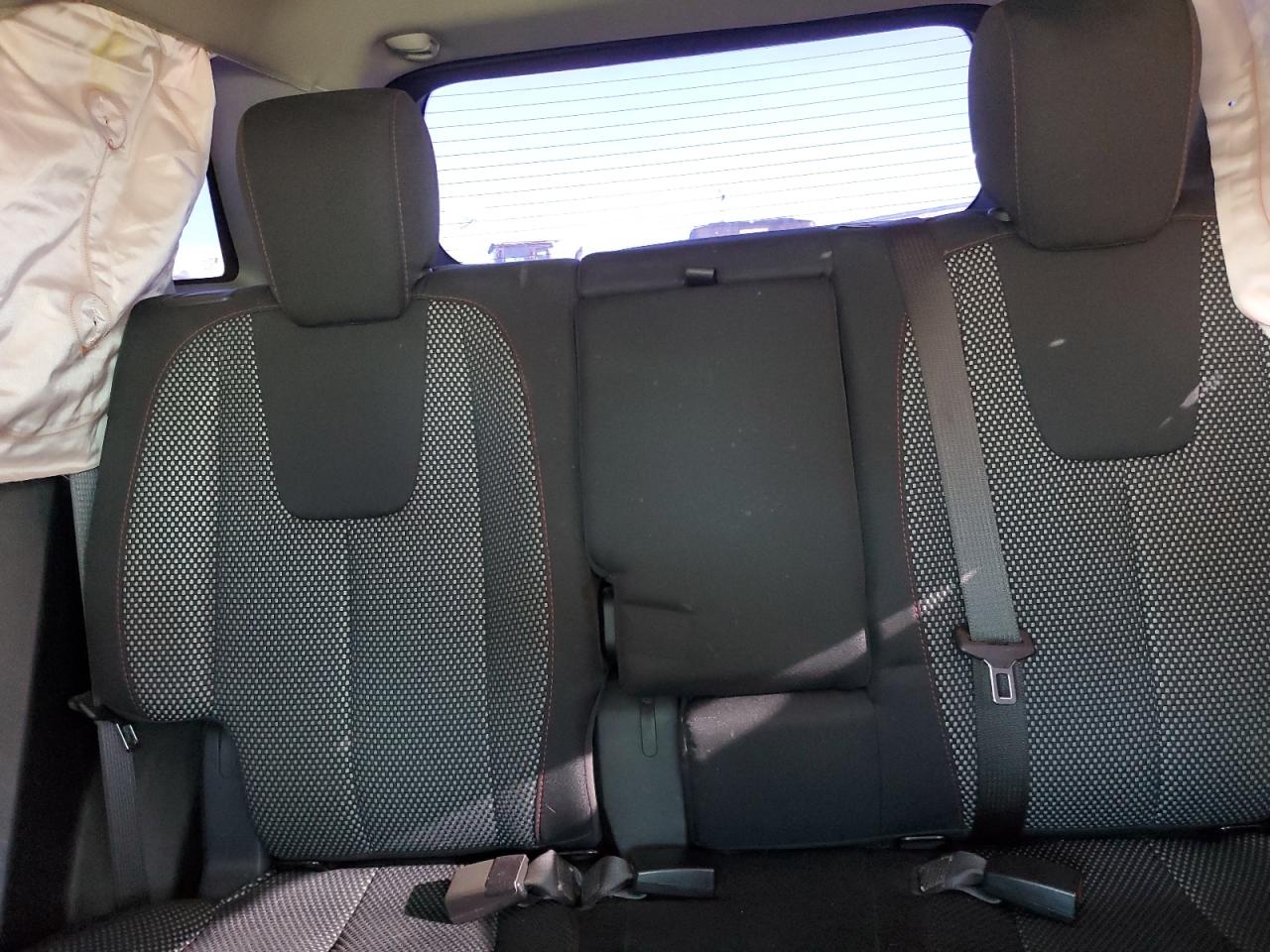 2016 GMC Terrain - Image 10