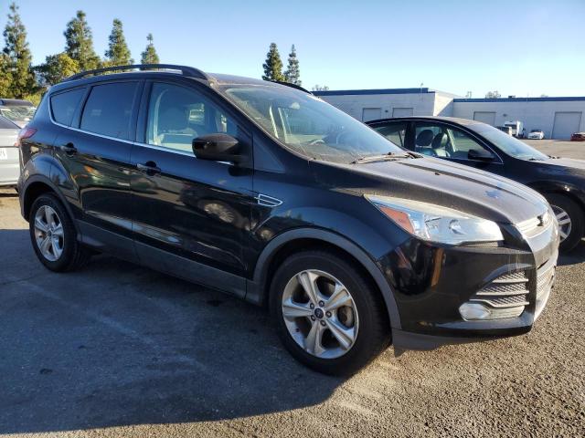  FORD ESCAPE 2016 Czarny