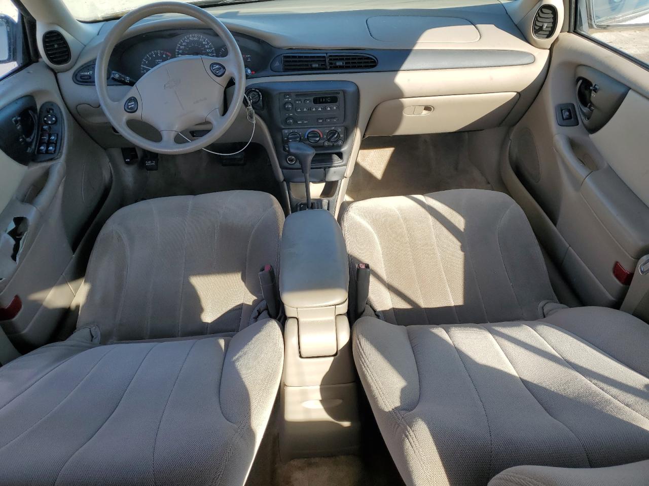 2005 Chevrolet Malibu - Image 8