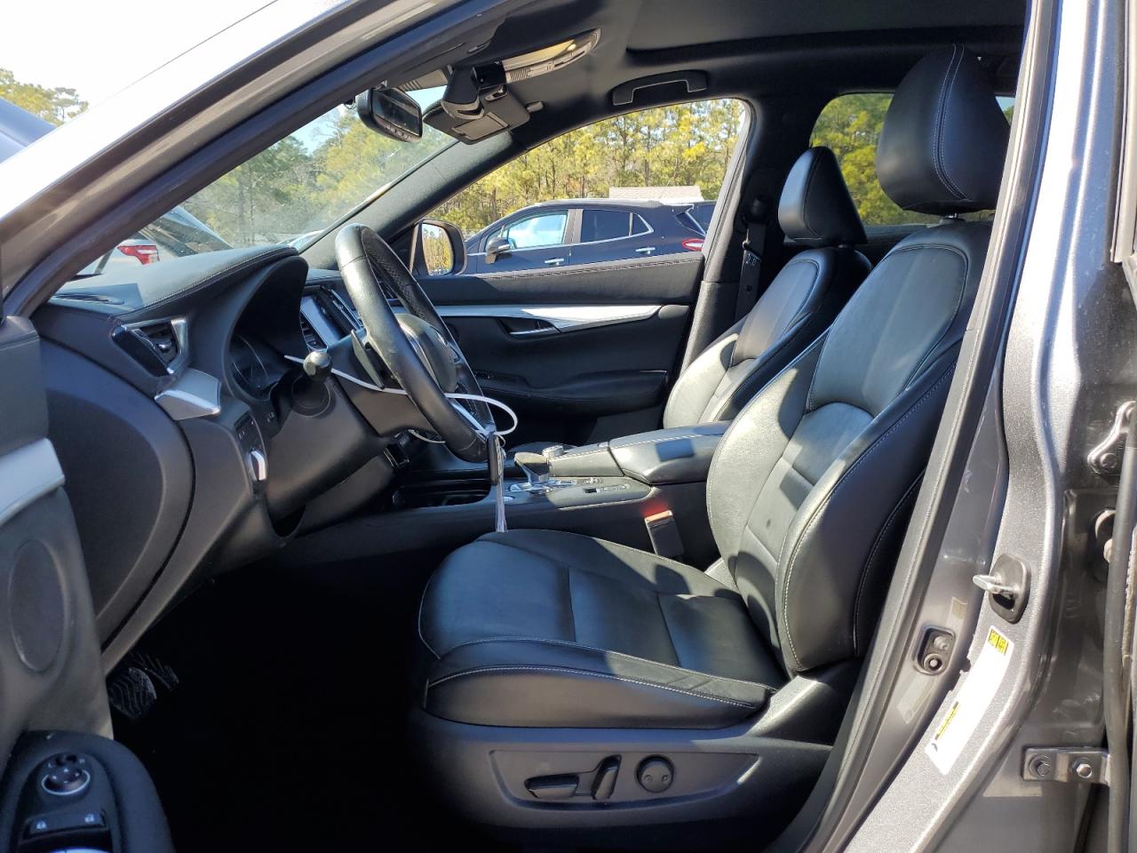2020 Infiniti QX50 - Image 7