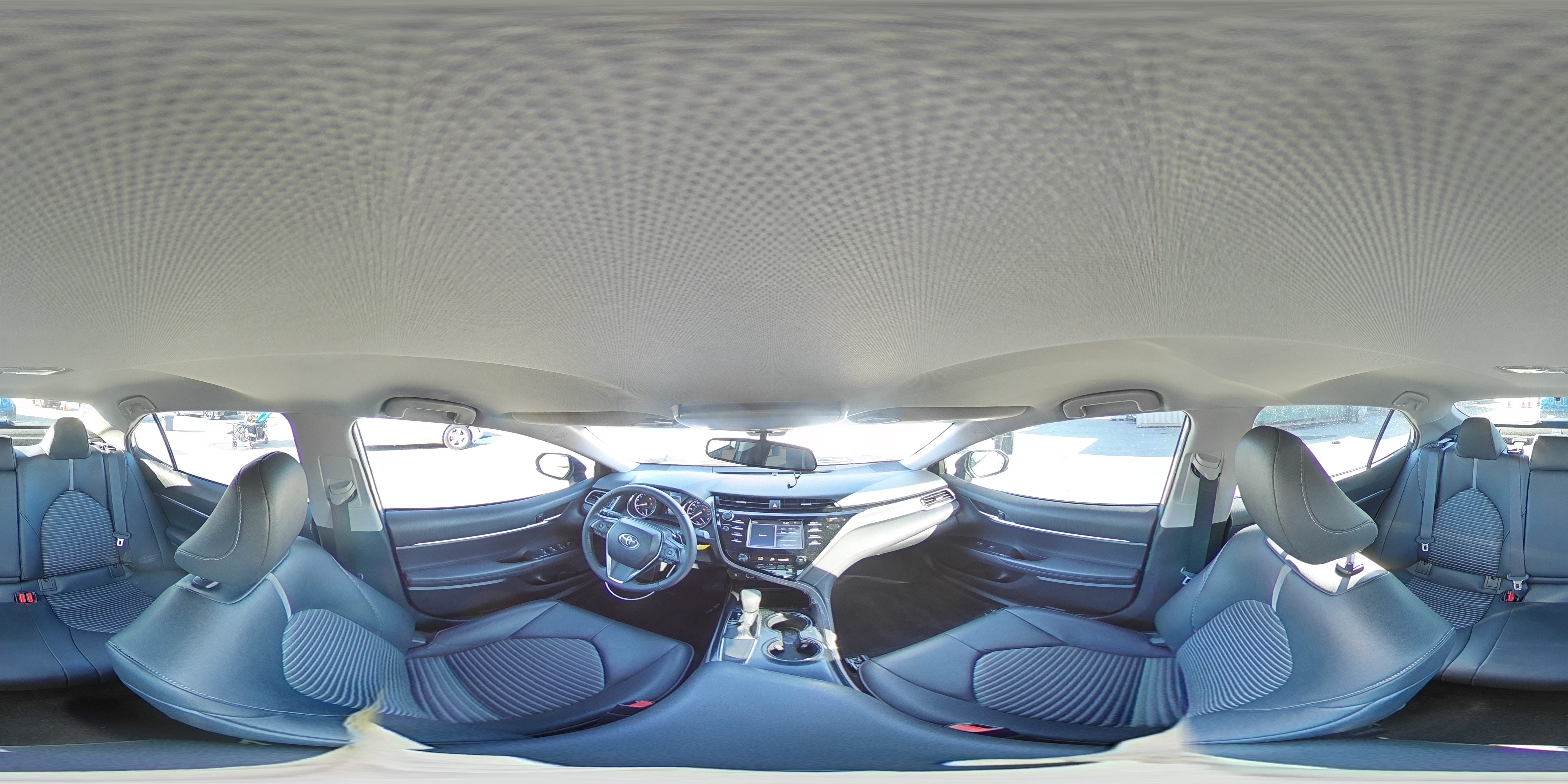 2019 Toyota Camry - Image 15