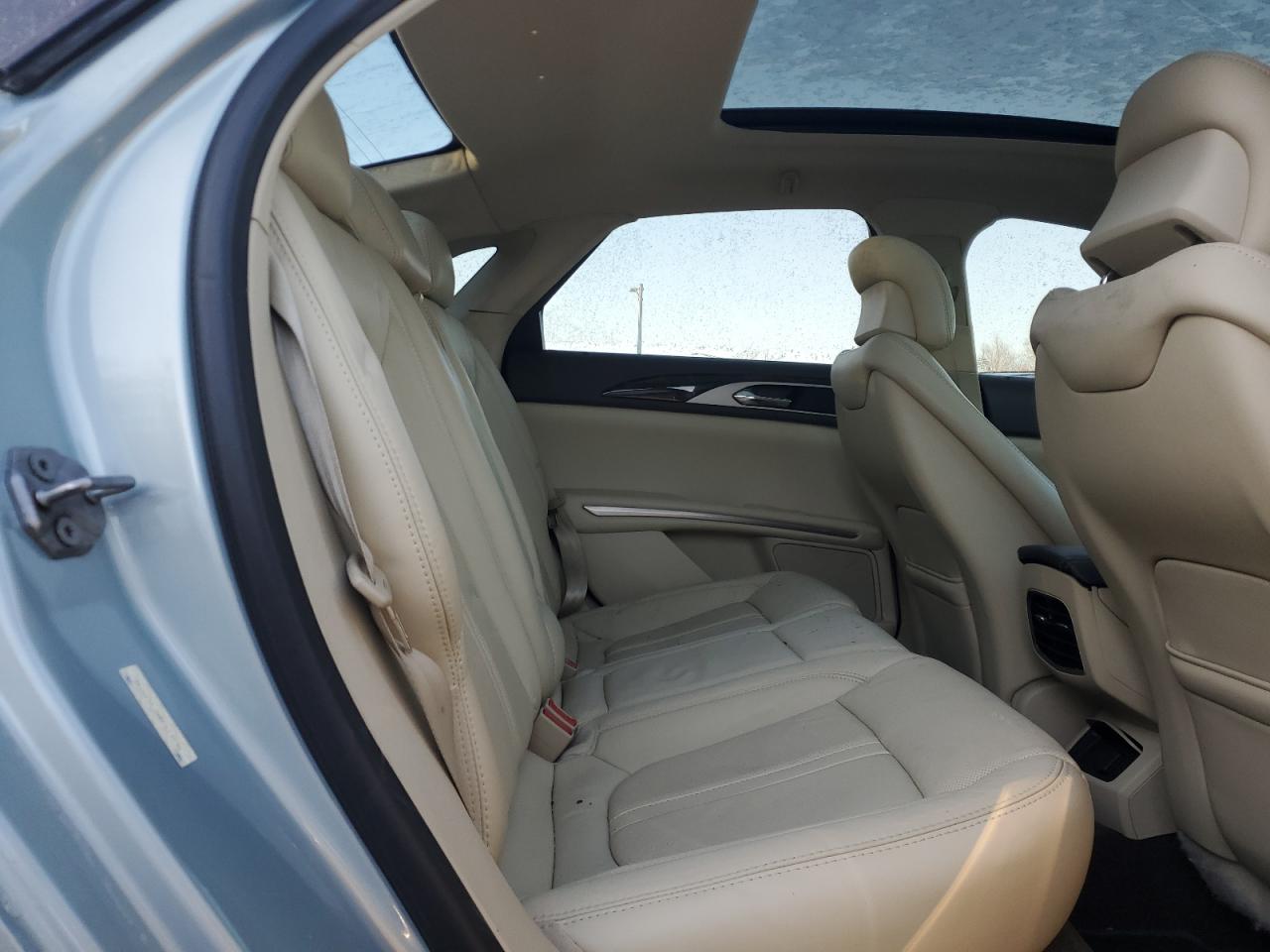 2013 Lincoln MKZ - Image 10