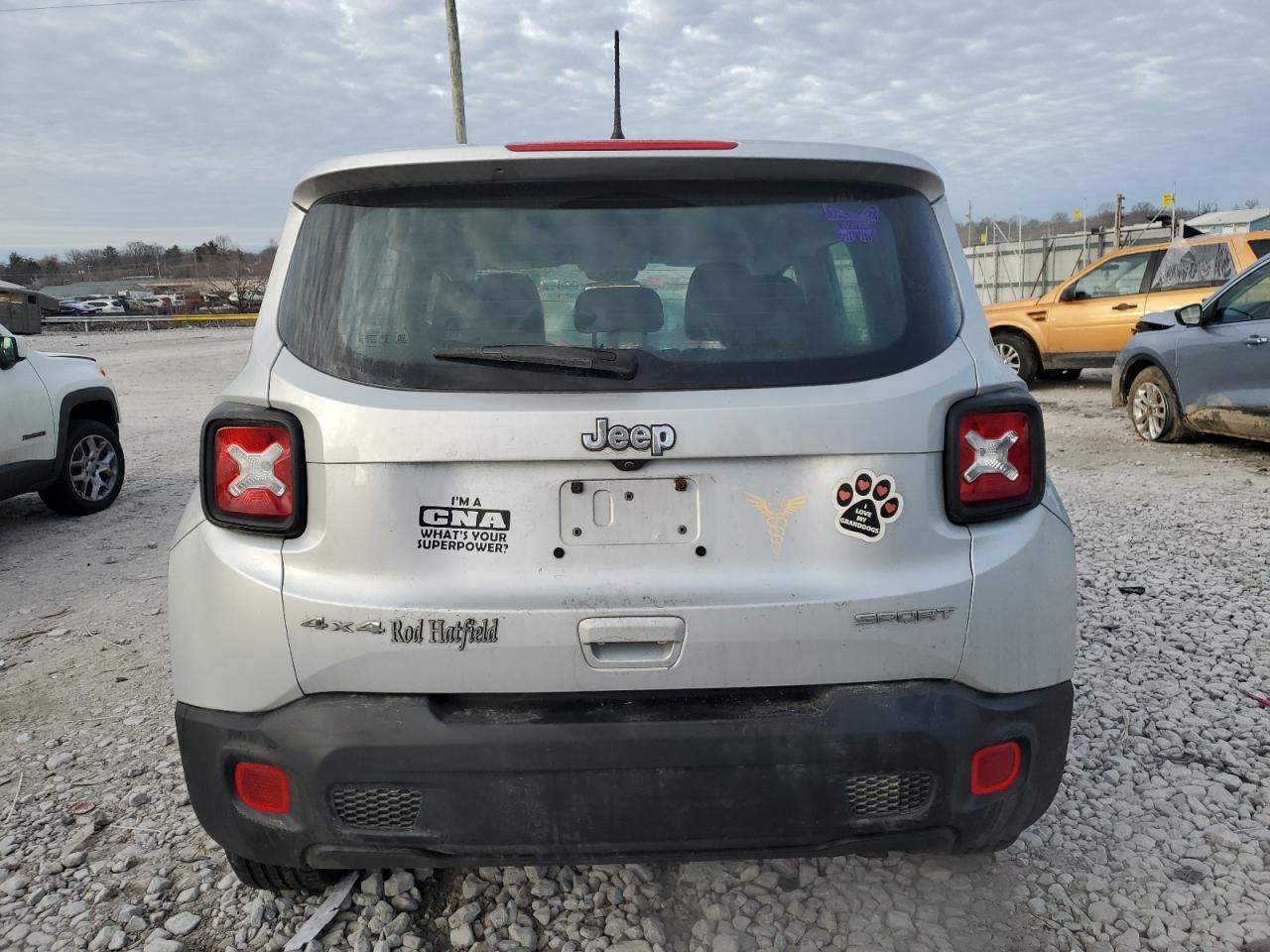 2020 Jeep Renegade - Image 6