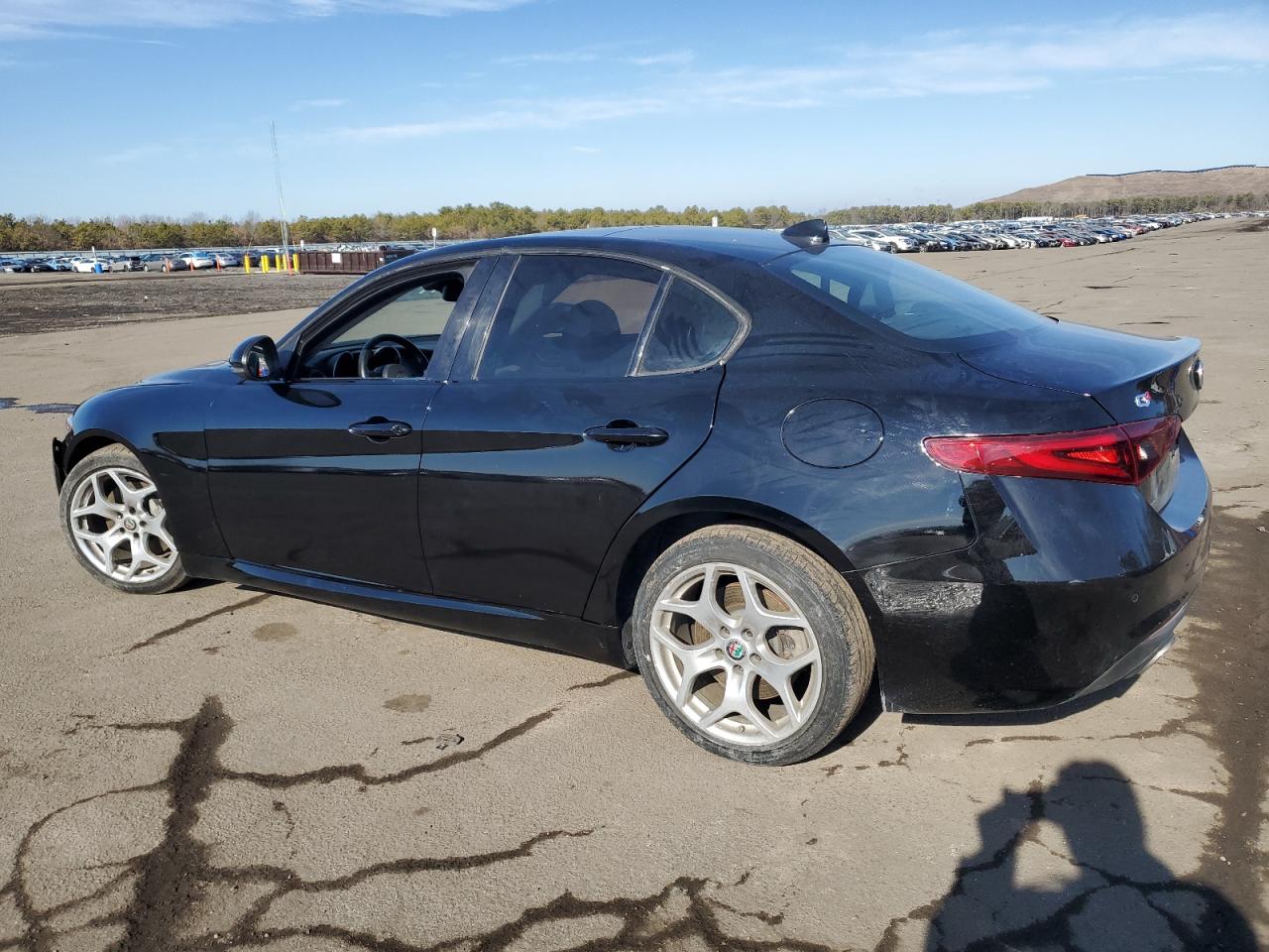 2020 Alfa Romeo Giulia - Image 2