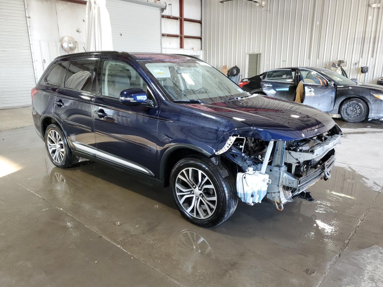 2016 Mitsubishi Outlander - Image 4