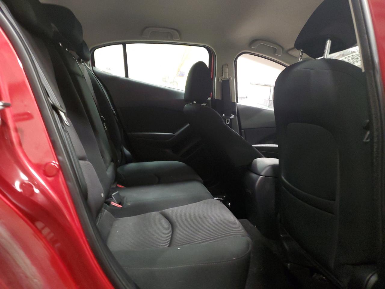 2016 Mazda 3 - Image 10