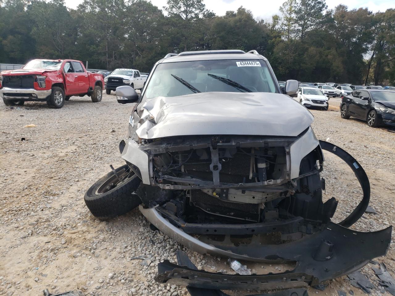 2011 Infiniti QX56 - Image 5