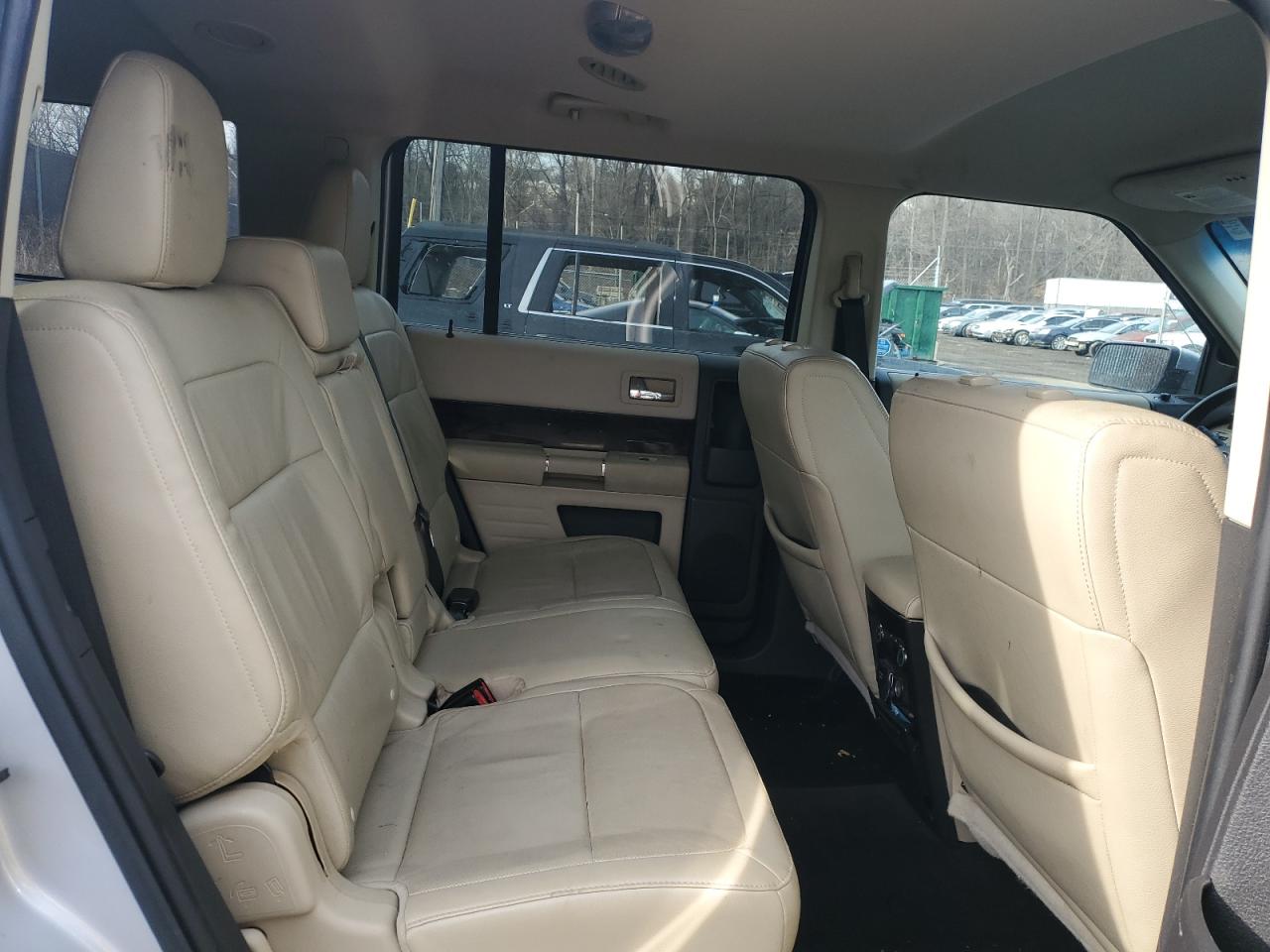 2014 Ford Flex - Image 11