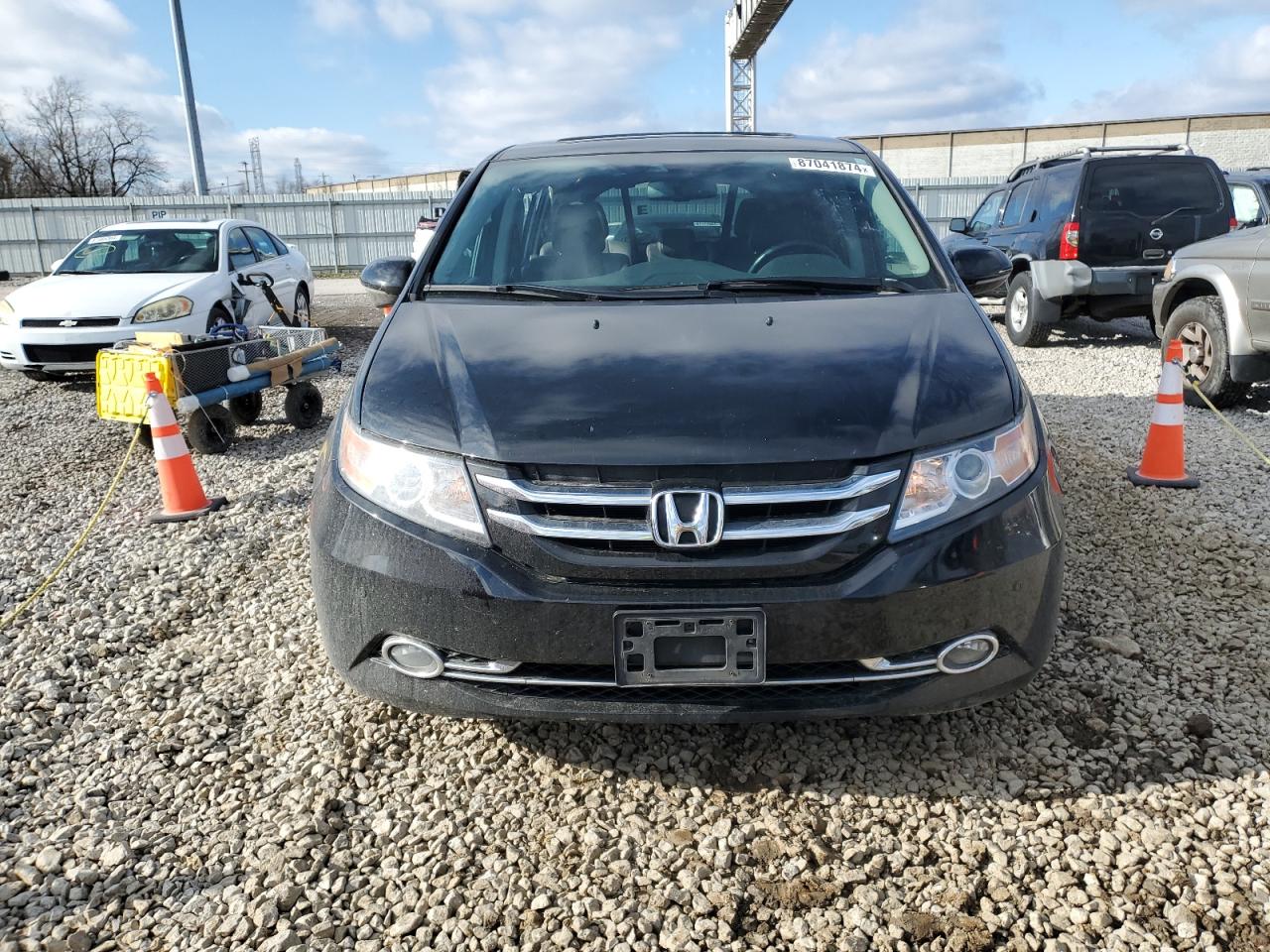 VIN 5FNRL5H91GB146854 2016 HONDA ODYSSEY no.5