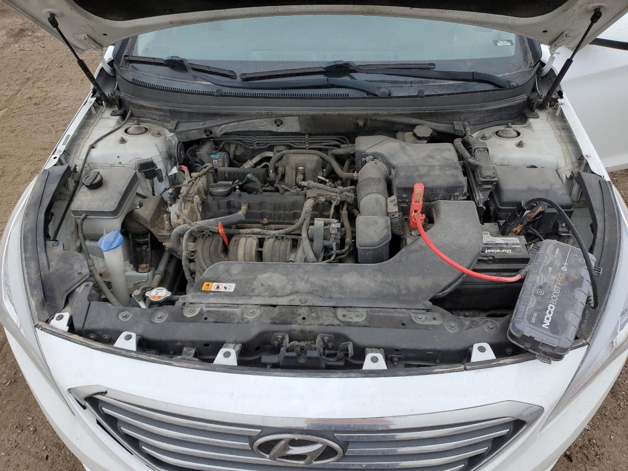 2016 Hyundai Sonata - Image 11