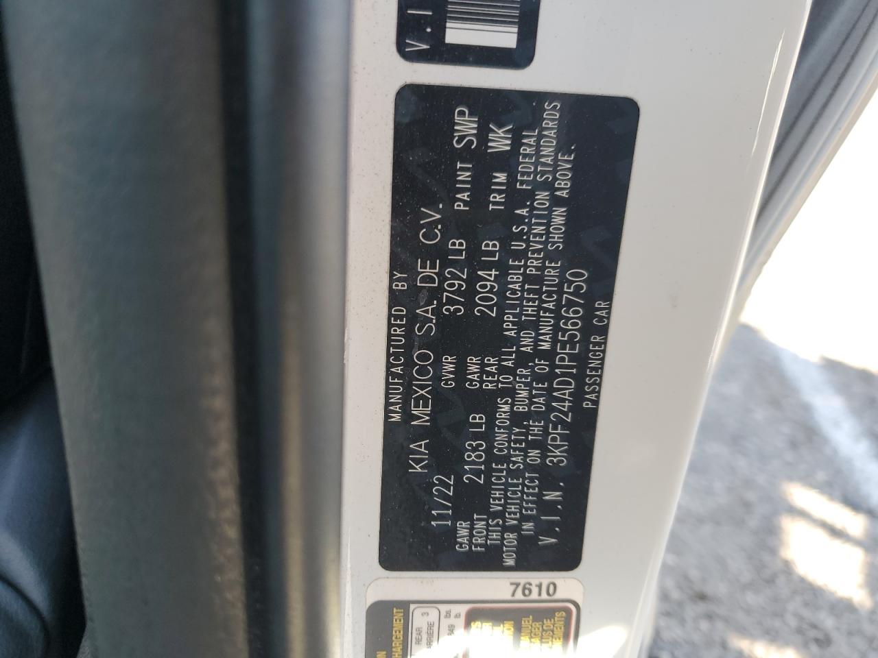 2023 Kia Forte - Image 13