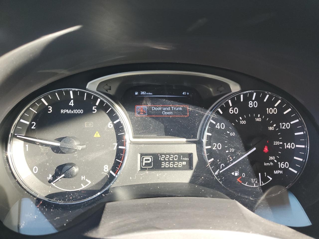 2014 Nissan Altima - Image 9