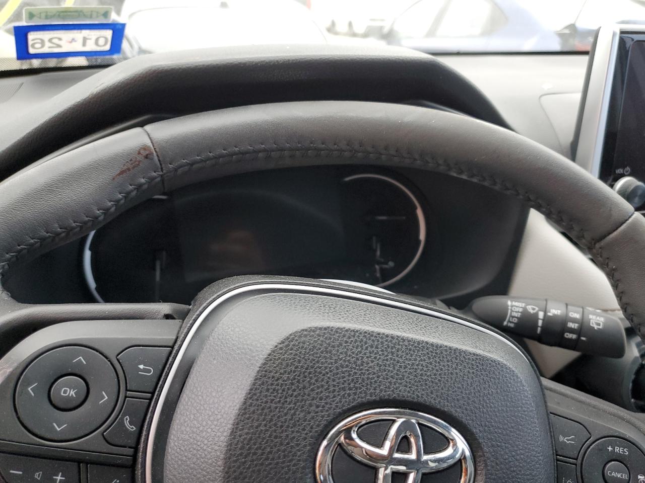 2024 Toyota RAV 4 - Image 9