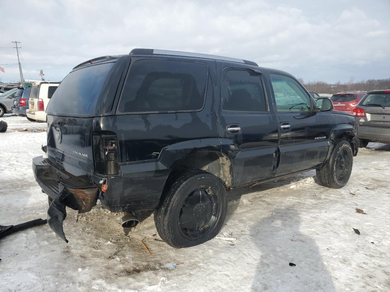 2004 Cadillac Escalade - Image 3