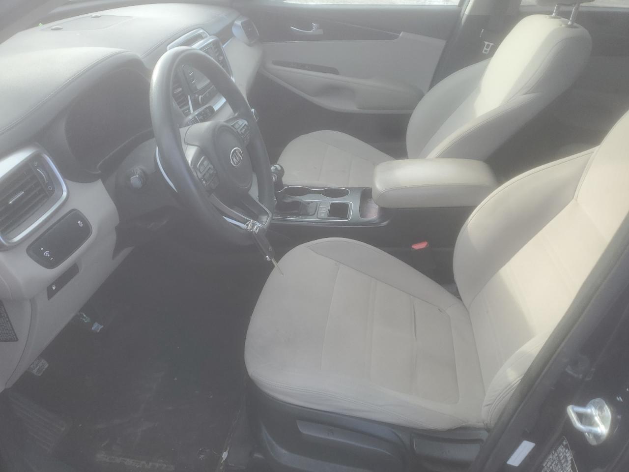 2017 Kia Sorento - Image 7