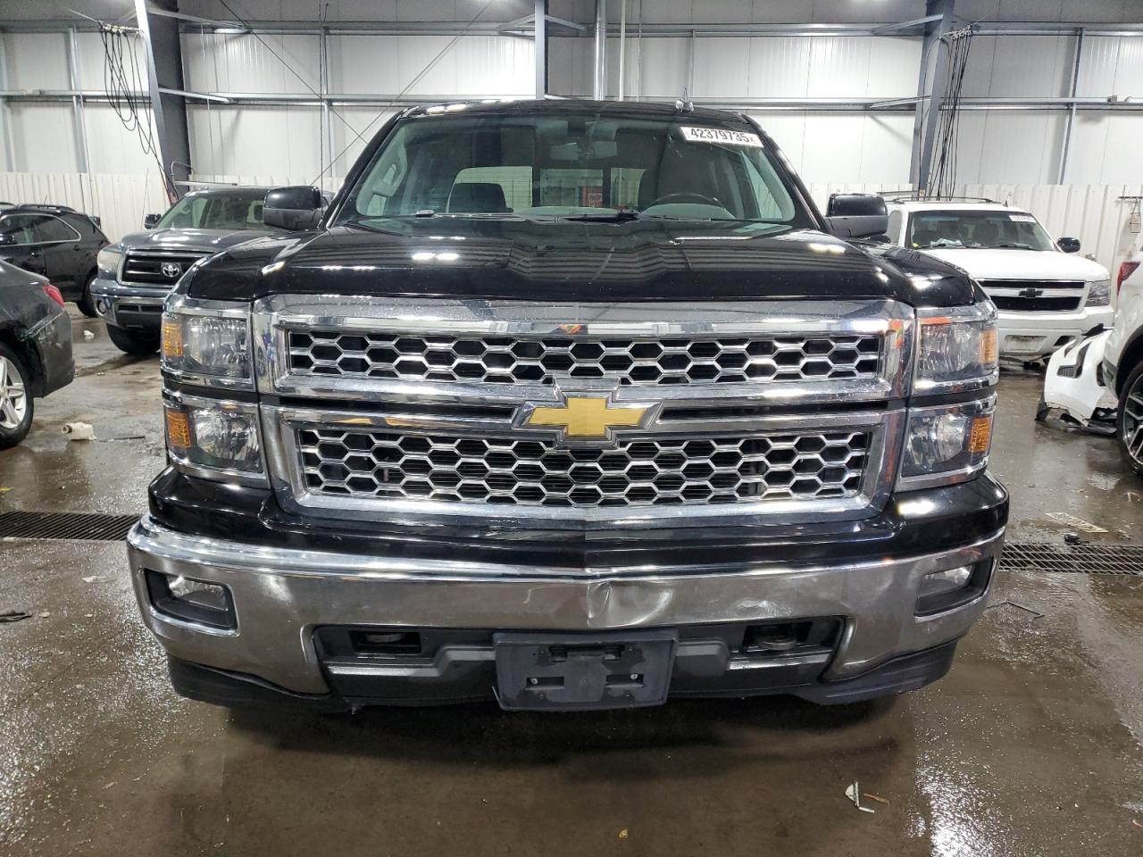 2015 Chevrolet Silverado - Image 5