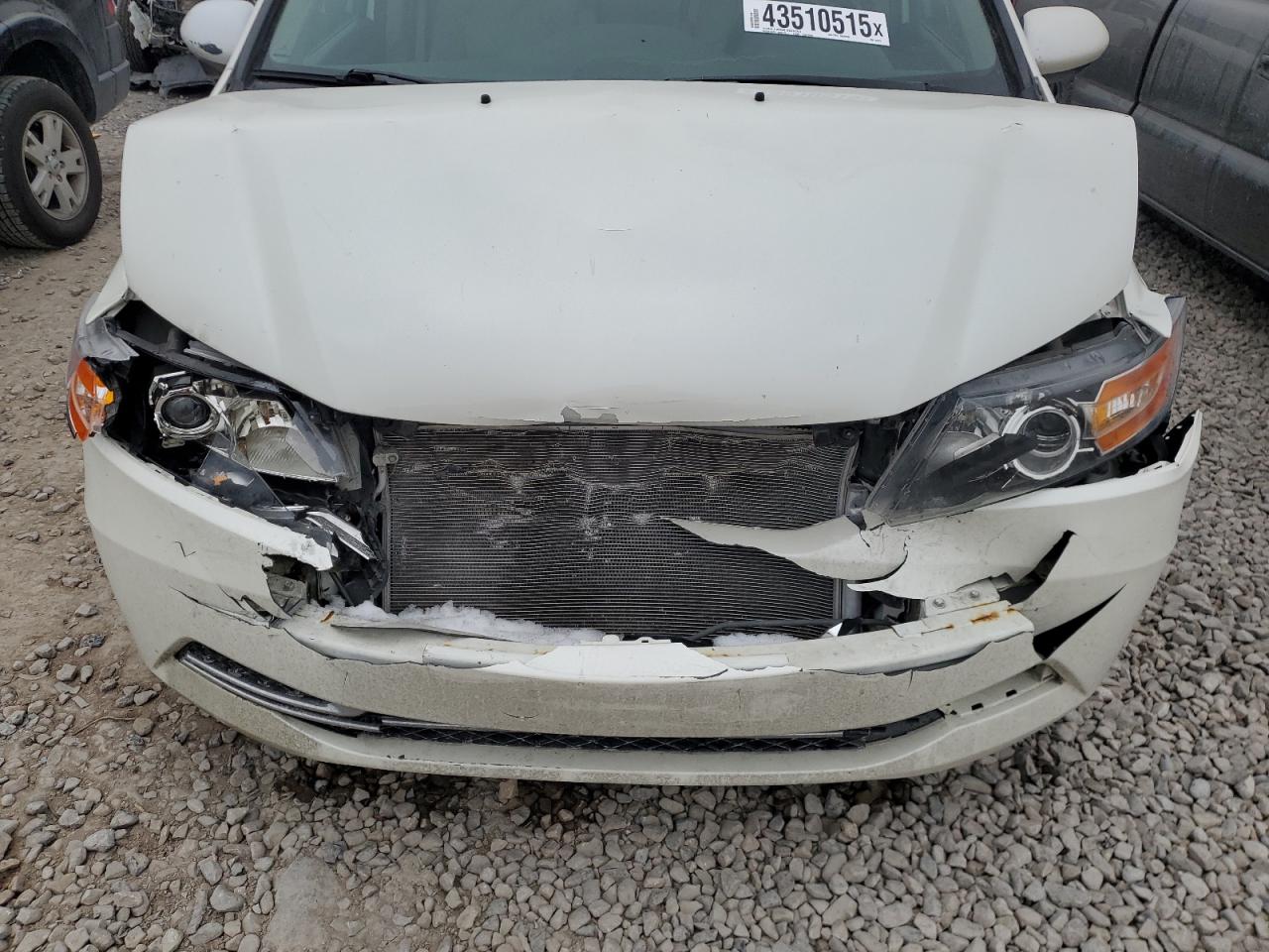2015 Honda Odyssey - Image 12