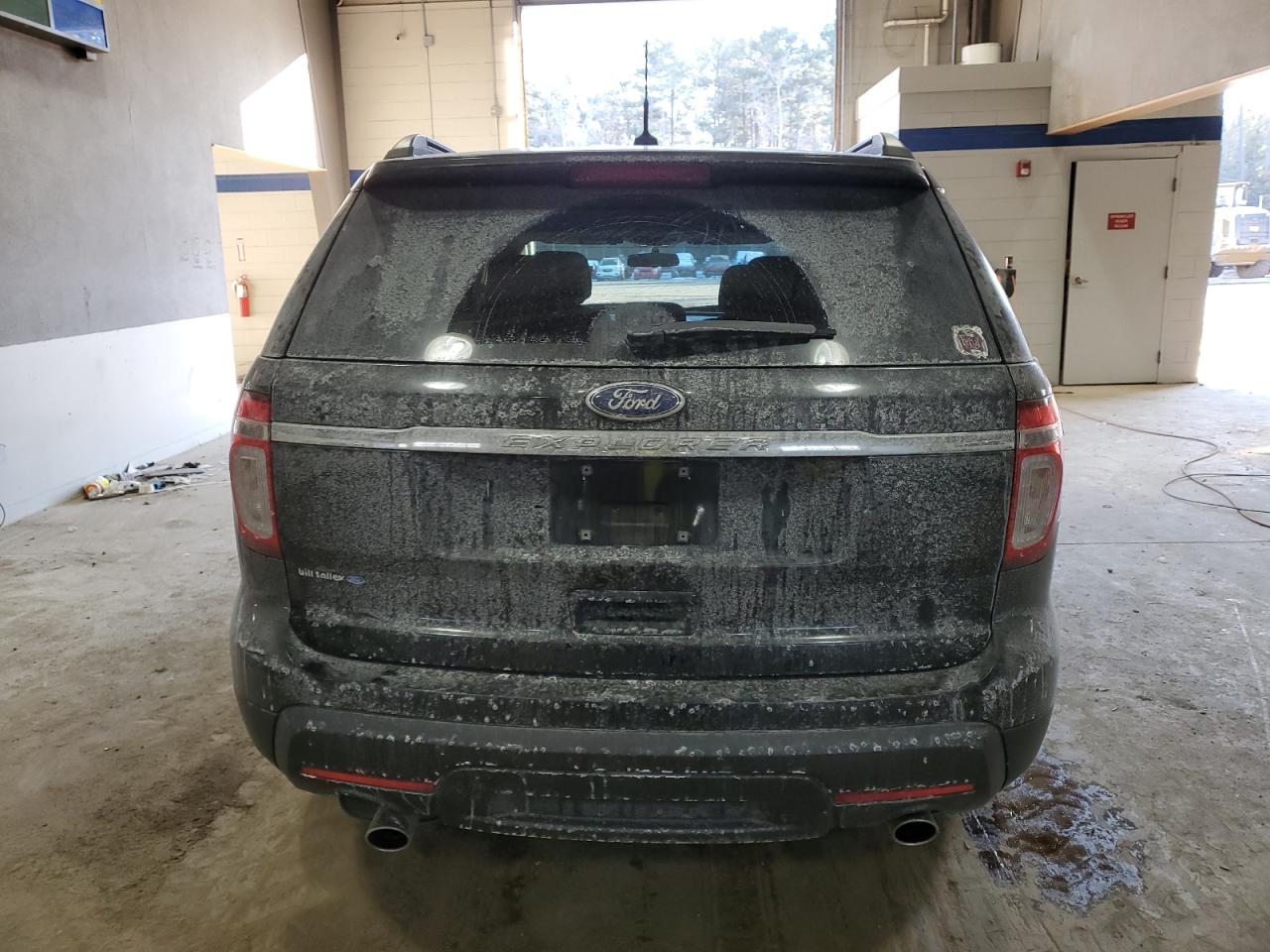 2015 Ford Explorer - Image 6