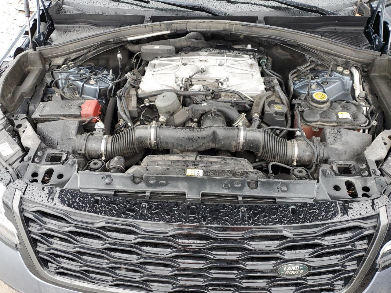 2020 Land Rover Range Rover - Image 12