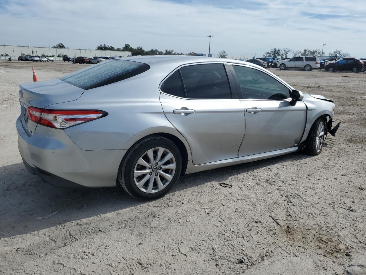 2018 Toyota Camry - Image 3