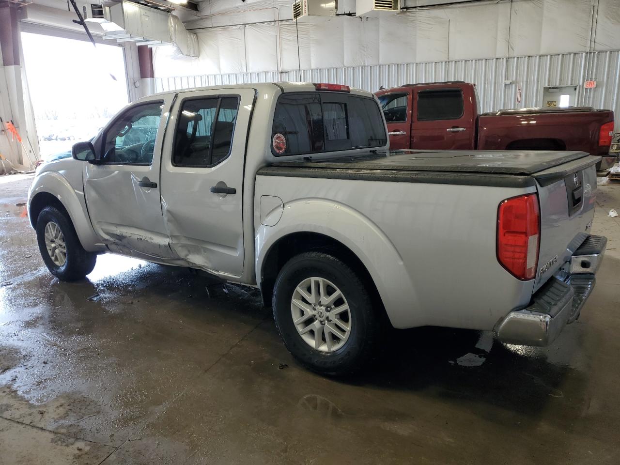 2016 Nissan Navara (Frontier) - Image 2