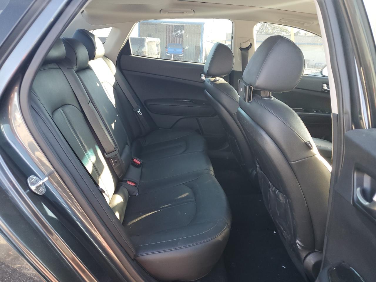 2019 Kia Optima - Image 10