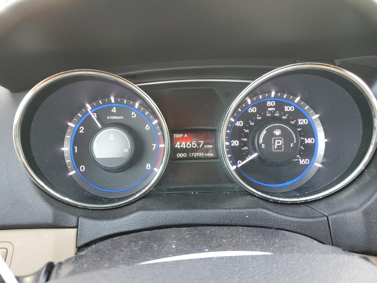2011 Hyundai Sonata - Image 9