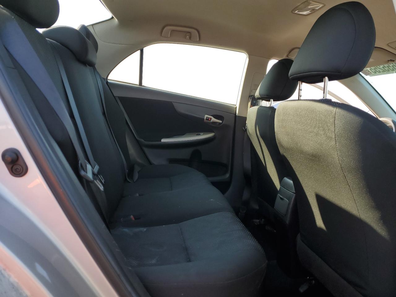 2010 Toyota Corolla - Image 10