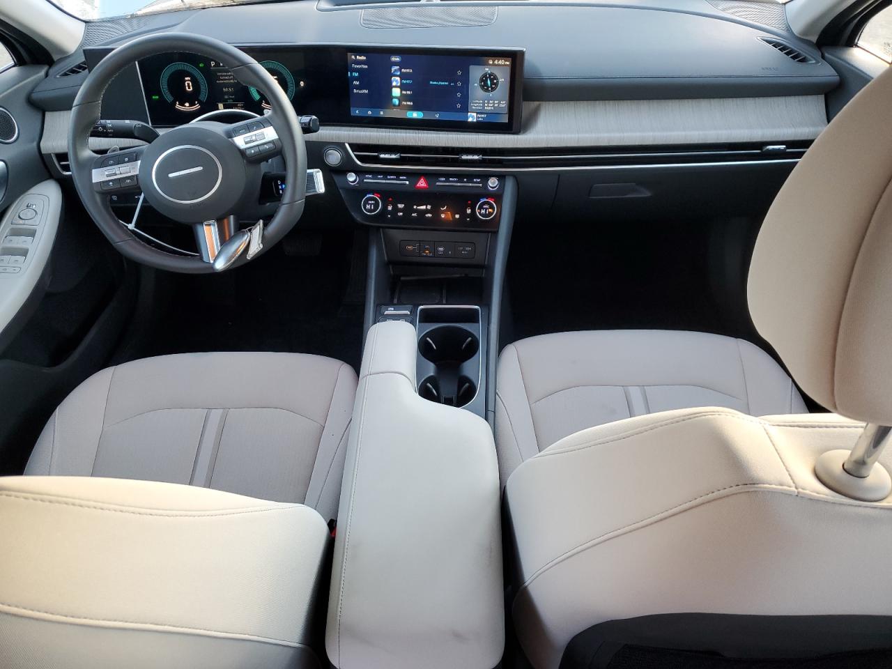 2024 Hyundai Sonata - Image 8