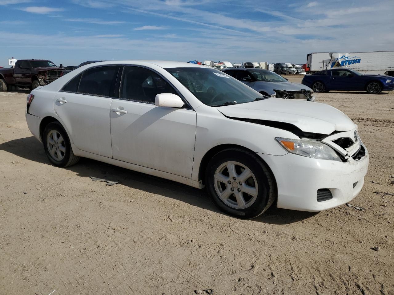 2010 Toyota Camry - Image 4