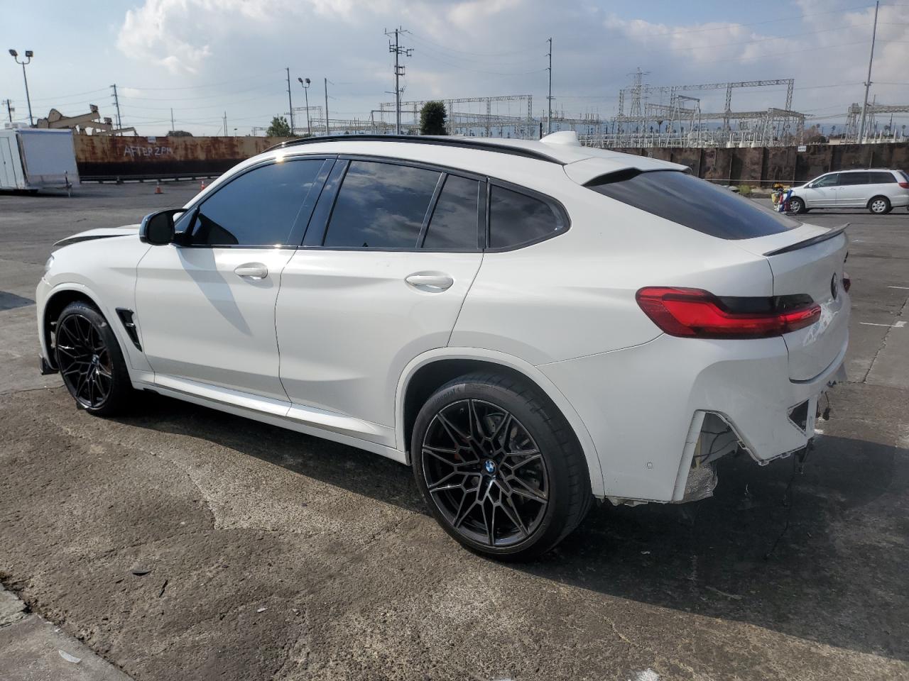 2022 BMW X4 M - Image 2