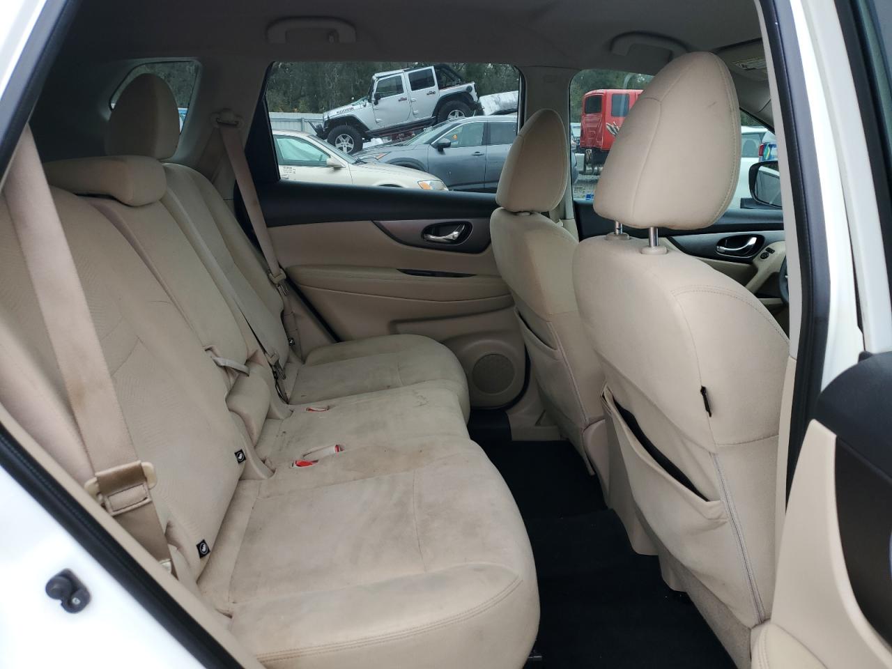 2016 Nissan Rogue - Image 11