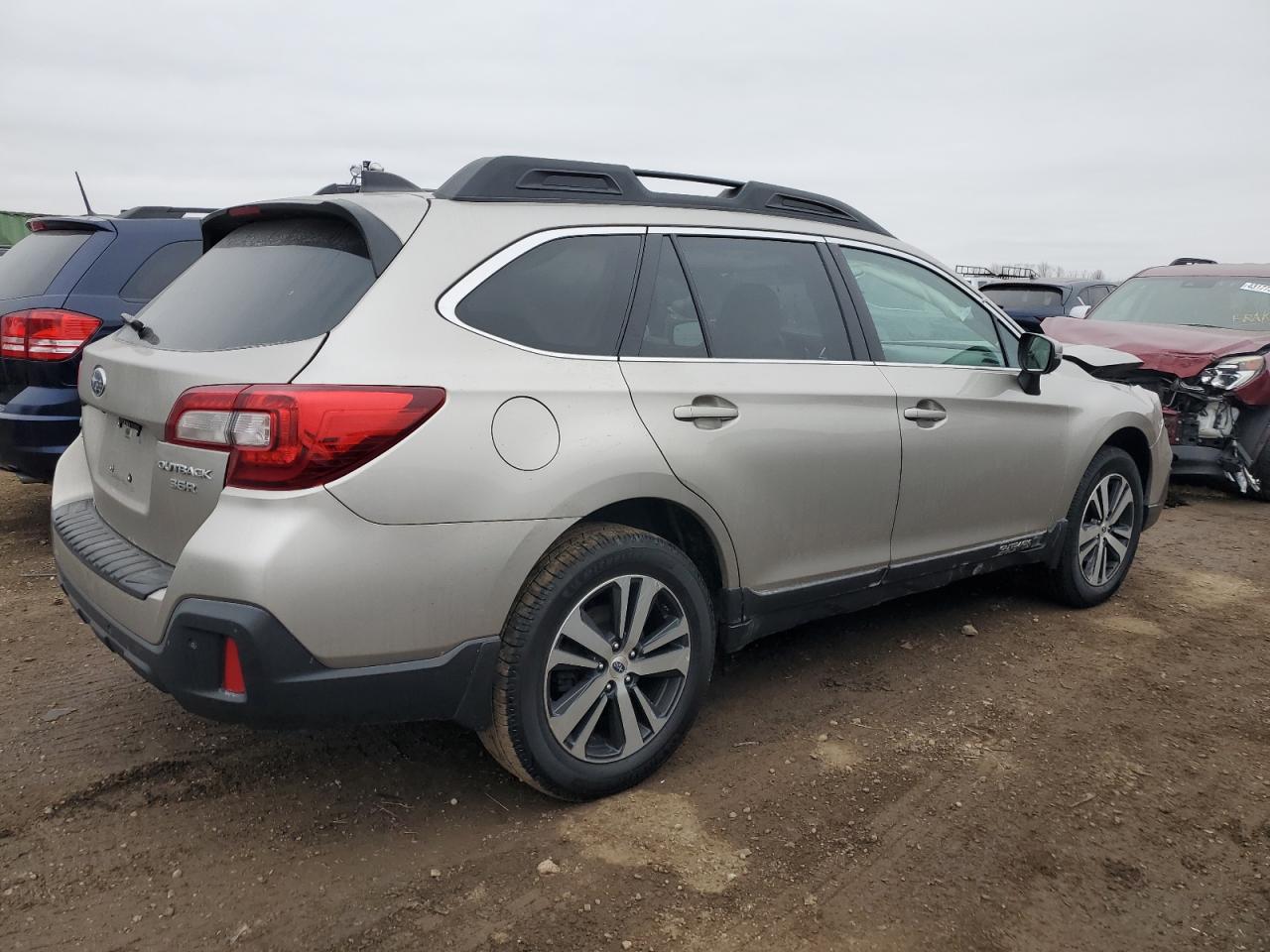 2018 Subaru Outback - Image 3
