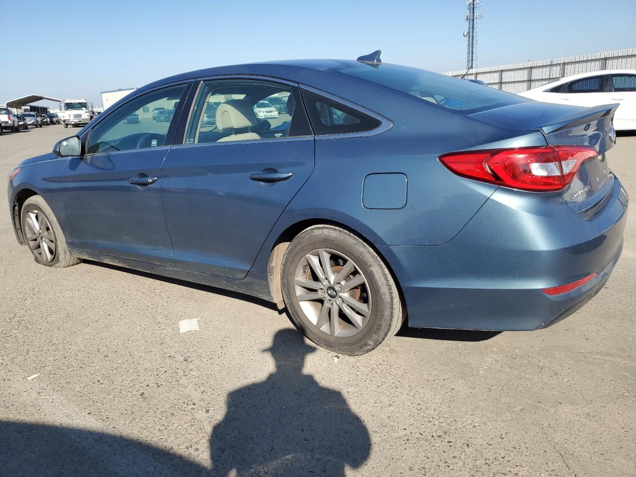 2017 Hyundai Sonata - Image 2