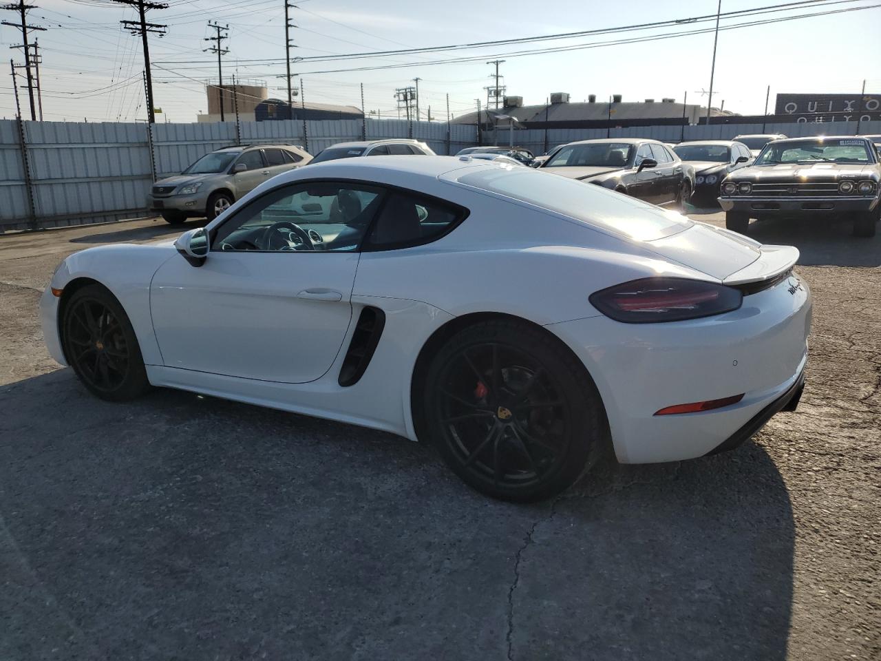 2018 Porsche Cayman - Image 2