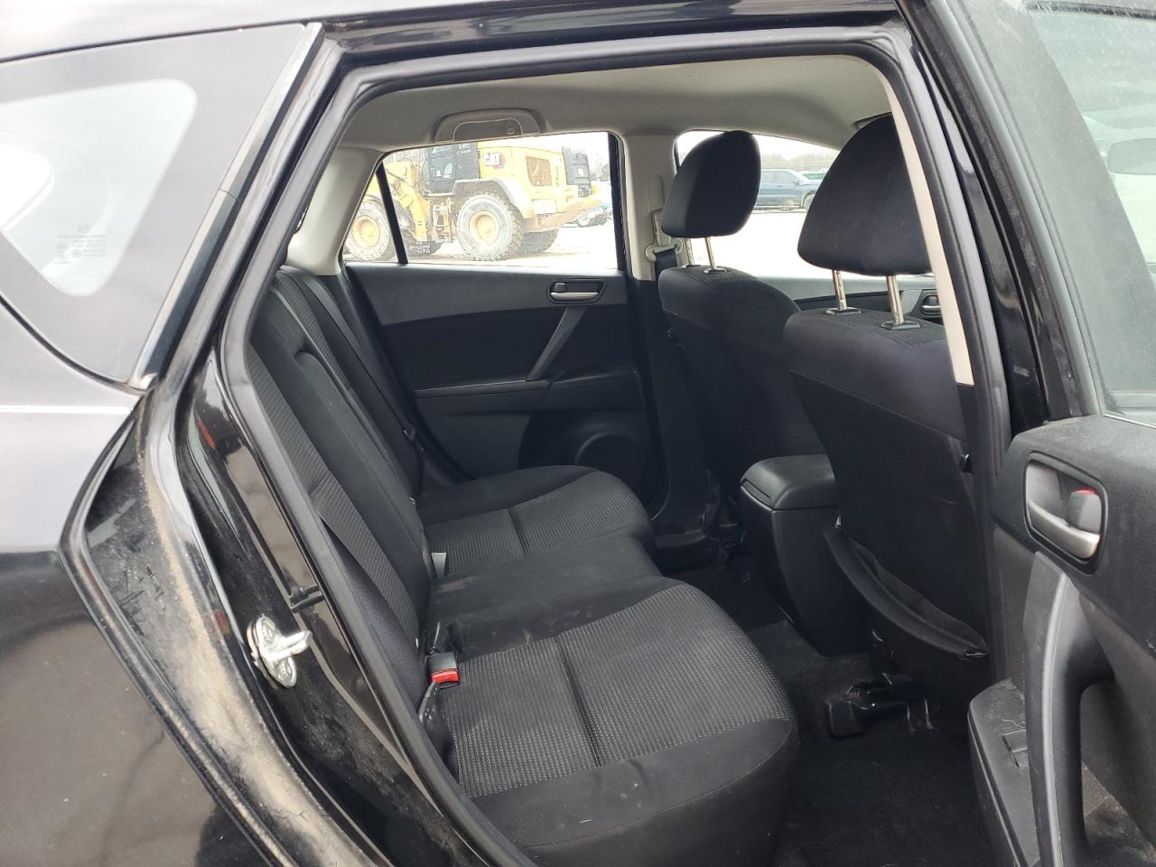 2012 Mazda 3 - Image 10