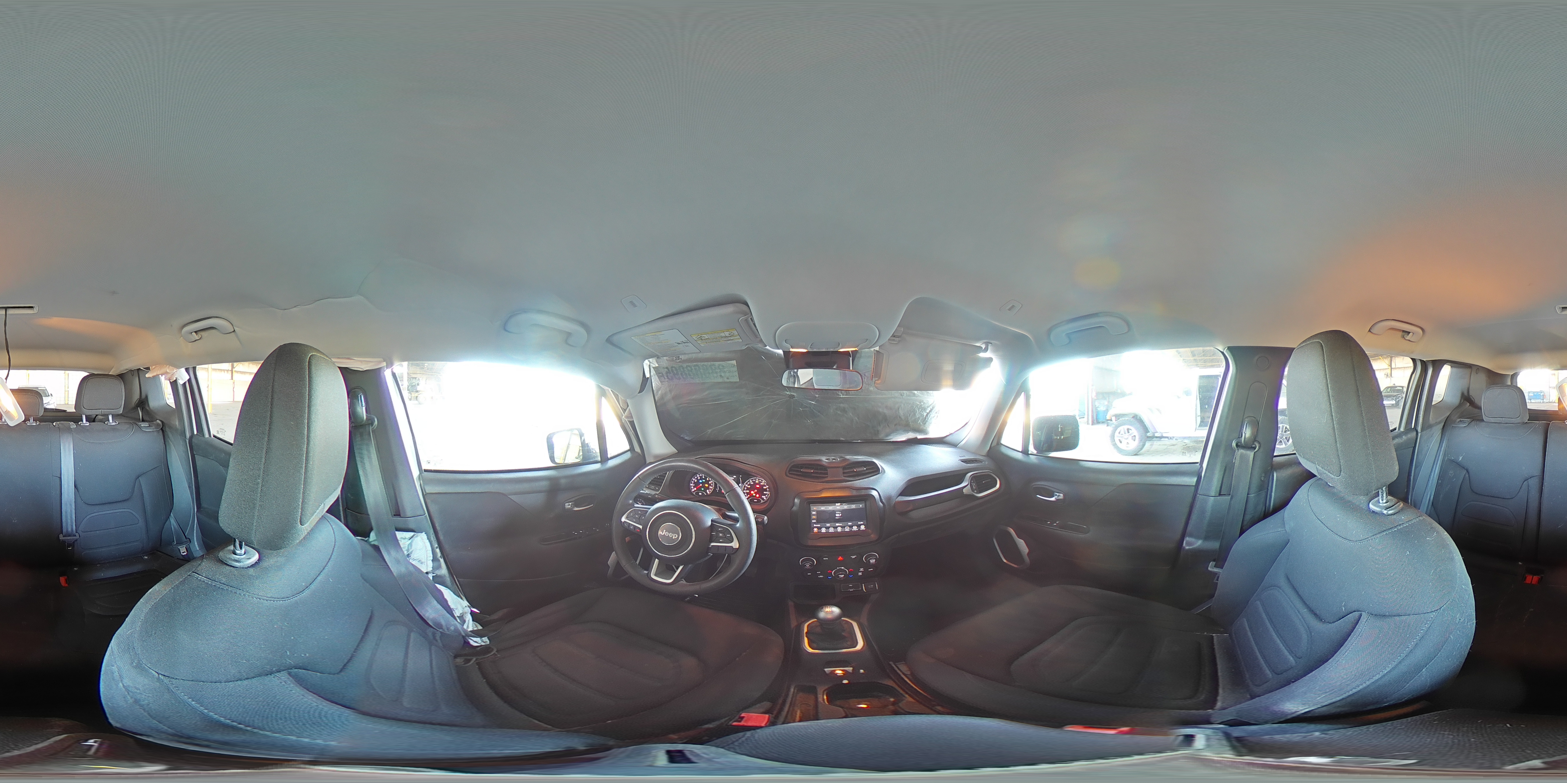 2018 Jeep Renegade - Image 12