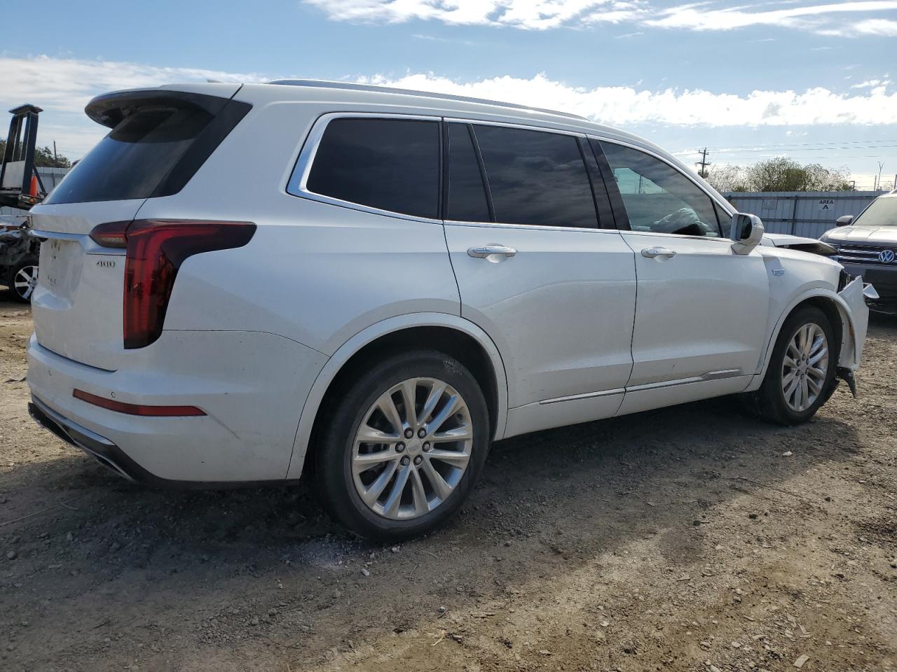 2020 Cadillac XT6 - Image 3