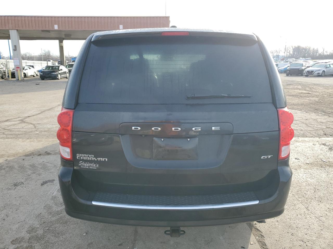 2017 Dodge Caravan - Image 6
