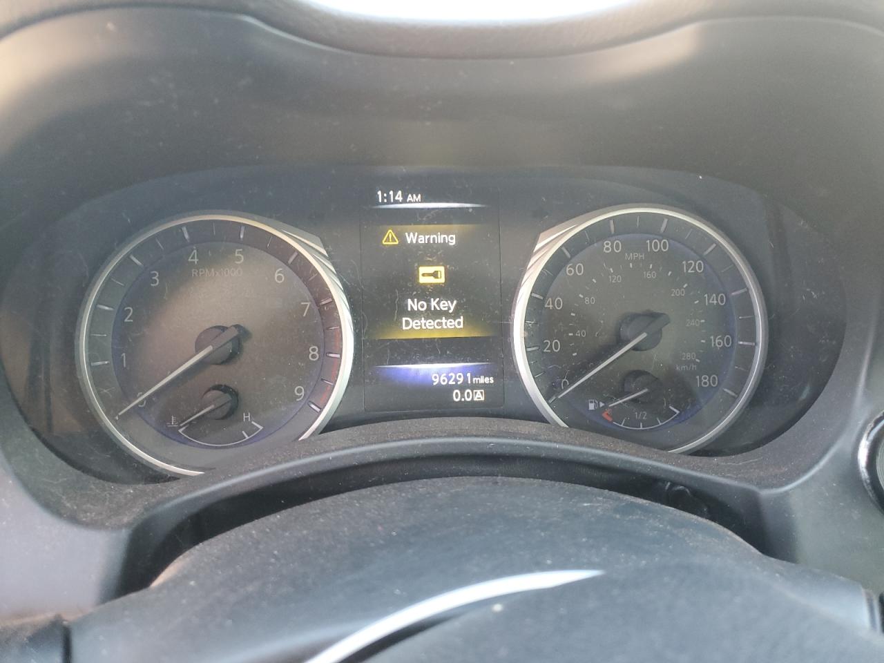 2015 Infiniti Q50 - Image 9