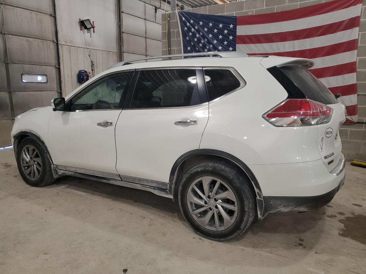 2014 Nissan Rogue - Image 2
