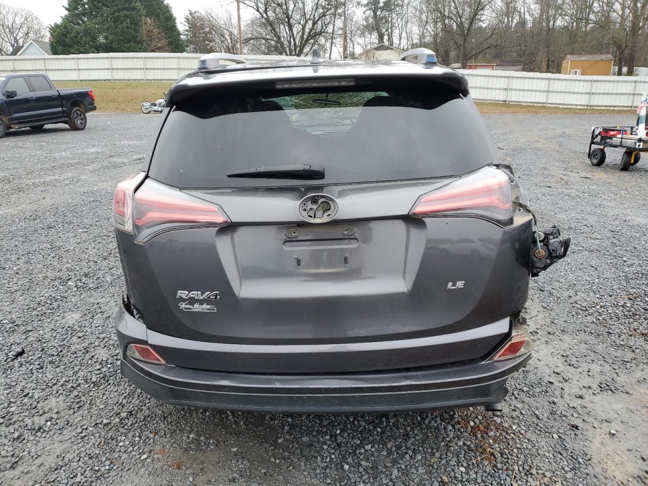 2016 Toyota RAV 4 - Image 6