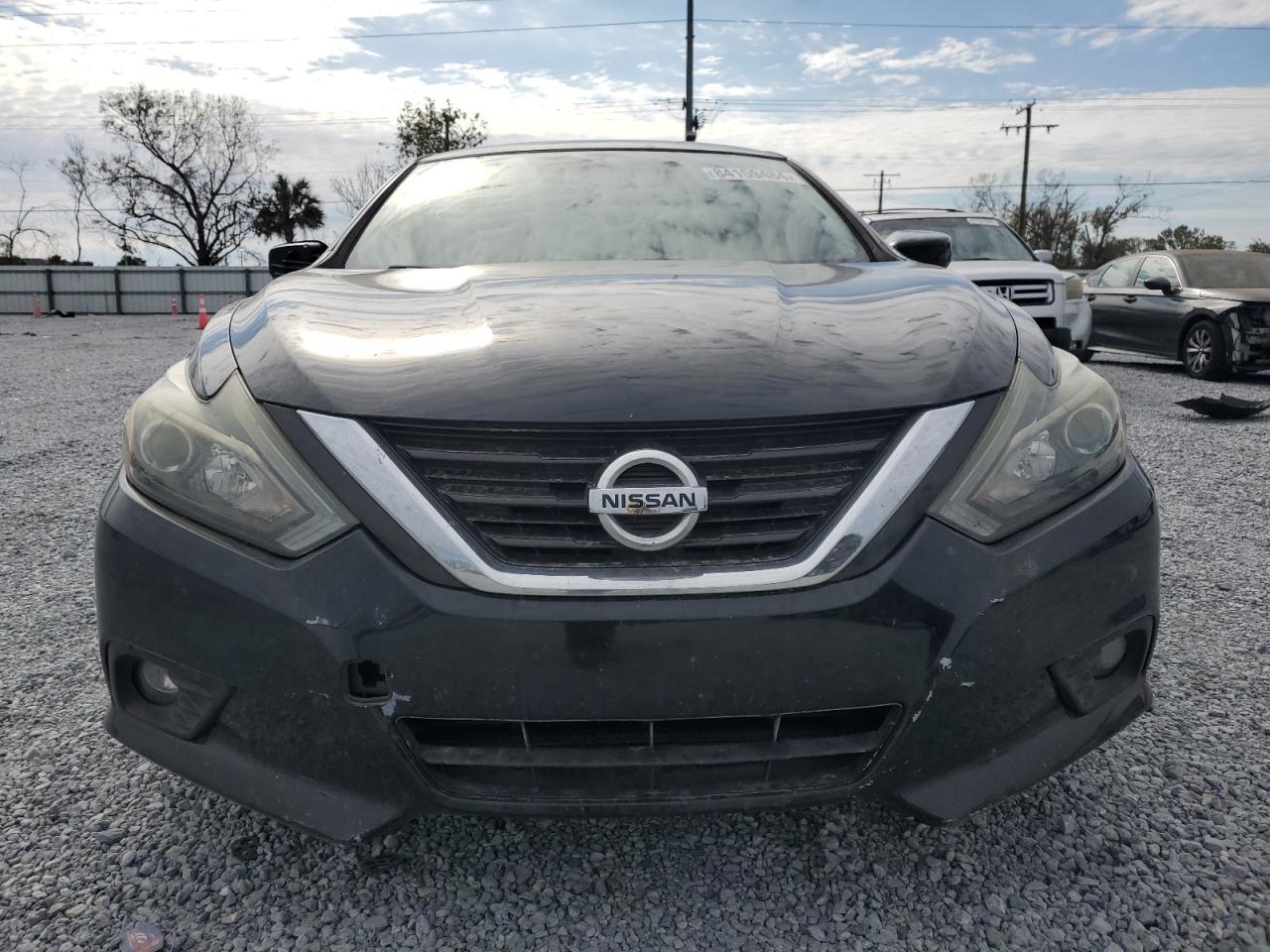 VIN 1N4AL3AP4HN330026 2017 NISSAN ALTIMA no.5