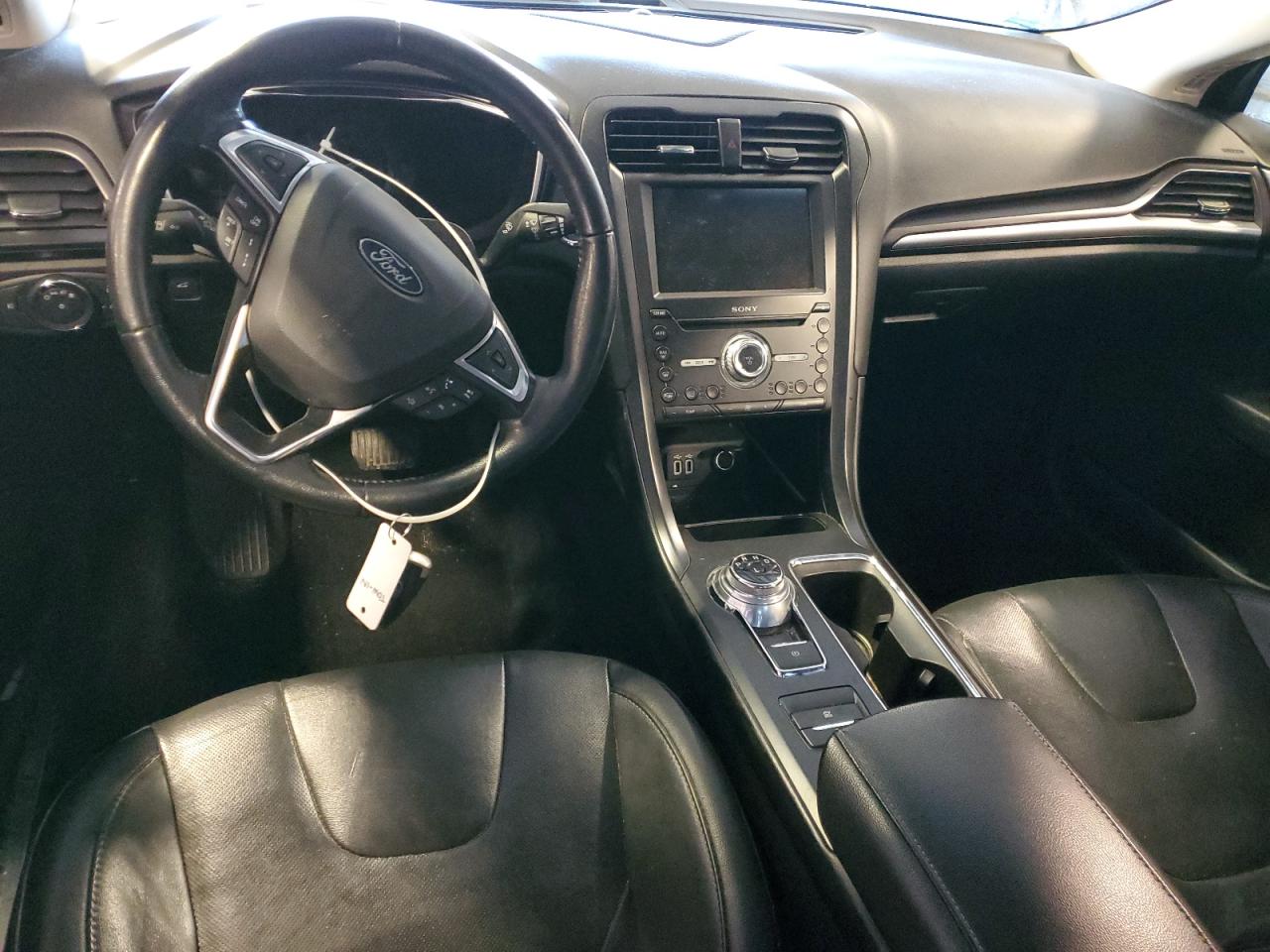 2020 Ford Fusion - Image 8