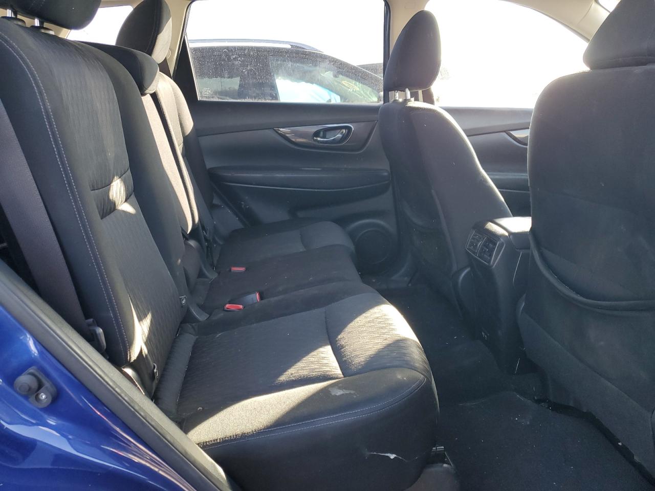 2019 Nissan Rogue - Image 10
