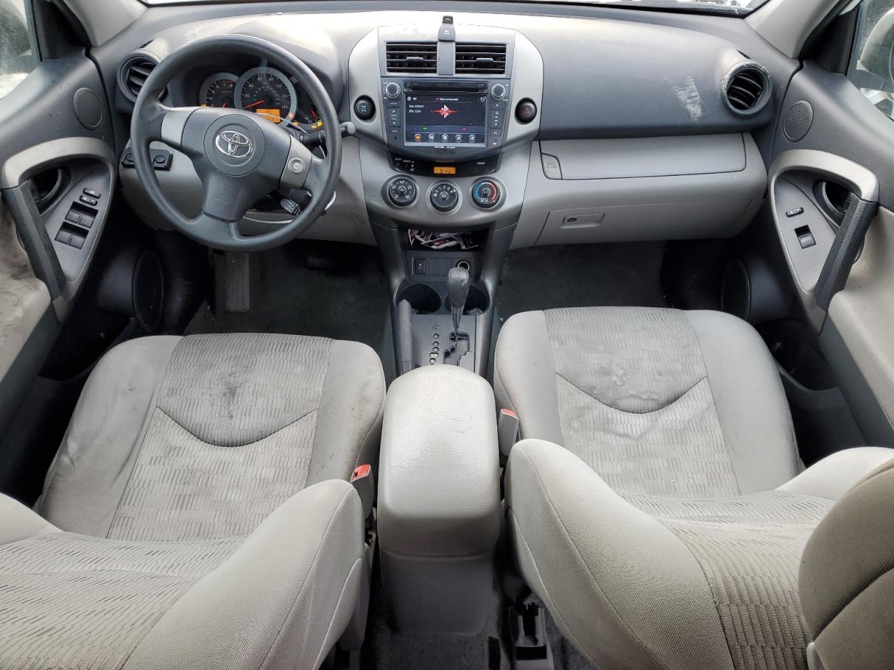 2011 Toyota RAV 4 - Image 8