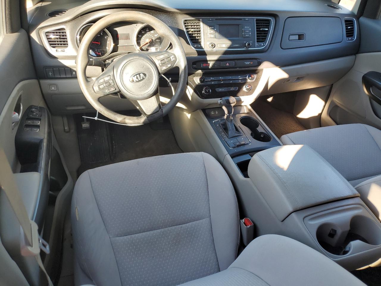 2016 Kia Sedona - Image 8
