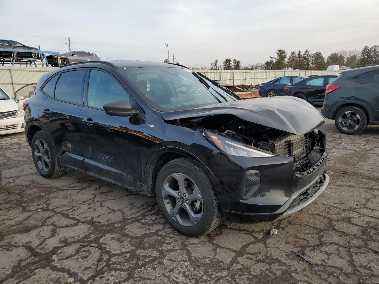 2023 Ford Escape - Image 4