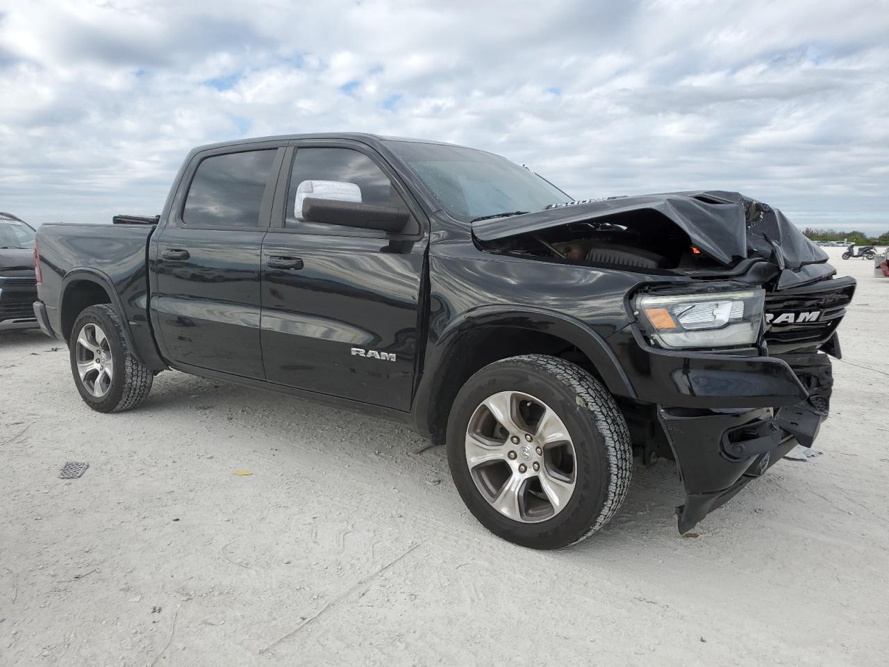 2020 RAM 1500 - Image 4